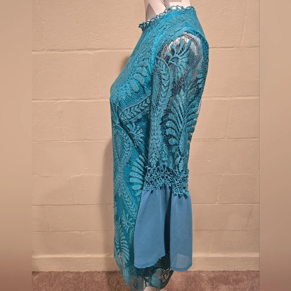 Eilly Bazar Bell Sleeve Scallop Hem Guipure Lace Fitted Dress Teal Size Large. - Picture 4 of 13